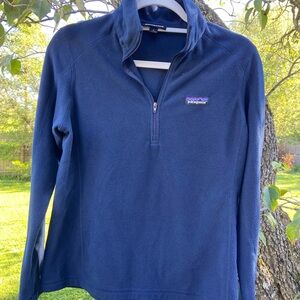 Patagonia Women's Micro D° 1/4-Zip Fleece Jacket in Navy